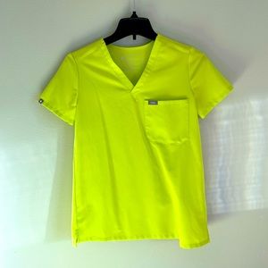 Figs Citrine Scrubs Set